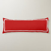 Rot mit weißem Trimm Seitenschläferkissen (Vorderseite)