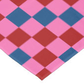 Rot Pink Blau Kariertes Musterdesign Tischdecke (Schrägansicht)