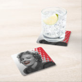 Rot punktiert Marilyn Rechteckiger Pappuntersetzer (Vor Ort)