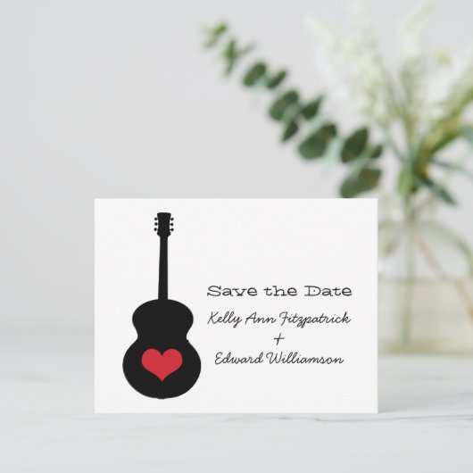 Rot/Schwarz Gitarrenherz Save the Date Postkarte (Stehend Vorderseite)