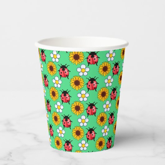 Rot-Schwarz-Ladybug mit Blume Pappbecher (Vorderseite)