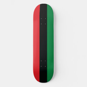 Rot-, Schwarz- und Grüne Flagge Skateboard