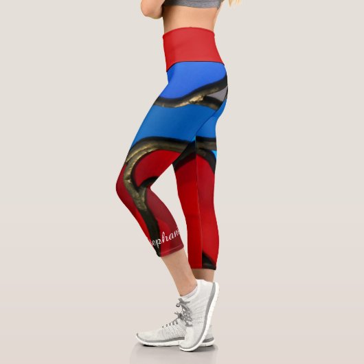 Rot und blau gefestigte Gläser Name Capri Leggings (Links)