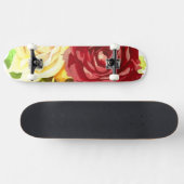 Rot und Gelb Rosen Skateboard (Horizontal)