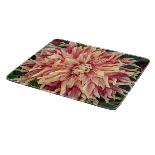 Rot und Gelb variierte Dahlia Bloom Bloral Schneidebrett (Ecke)
