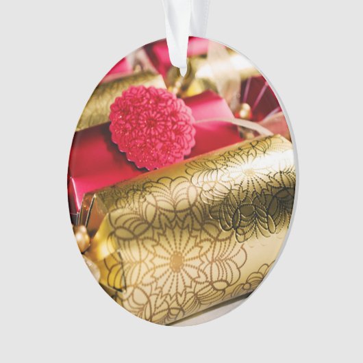Rot und Goldweihnachtscracker Ornament (Vorderseite)