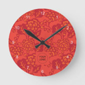 Rot und Orange Vibranand Bold Floral Pattern Runde Wanduhr (Vorderseite)