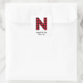 Rot und Schwarz Büffel-Karo-Monogramm N Quadratischer Aufkleber (Tasche)