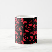 Rot und Schwarz Dunkles Ästhetisches Schädelmuster Kaffeetasse (Mittel)