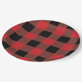 Rot und Schwarz Kariert Pappteller (Schrägansicht)