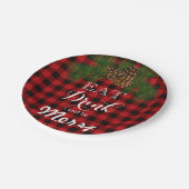 Rot und Schwarz kariert - Trinken und Merken. Pappteller (Schrägansicht)