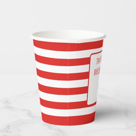 Rot und Weiß gestrichen "Dieses Getränk gehört zu" Pappbecher (Rechts)