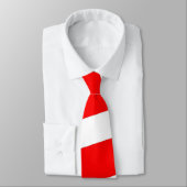 Rot und Weiß Stripes Krawatte (Gebunden)
