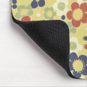 Rot, Weiß, Blau und Grün Blume Gelb Mousepad (Ecke)