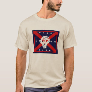 Rot, Weiß, blaue Schädelpiratflagge Grauer T - Shi T-Shirt