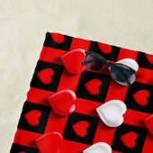 Rot-Weiß-Herzmuster Strandtuch (Beispiel)