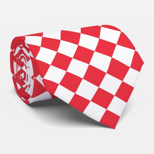 Rot-weiß-karierte Krawatte (Gerollt)