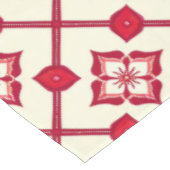 Rot-Weiß-Muster Tischdecke (Schrägansicht)