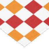 Rot-Weiß-Orange kariertes Musterdesign Tischdecke (Schrägansicht)