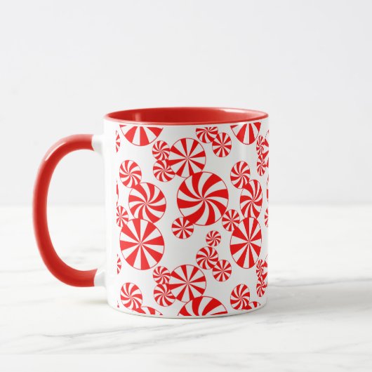 Rot-Weiß-Pfefferminzbonbon-Muster-Tasse Tasse (Links)