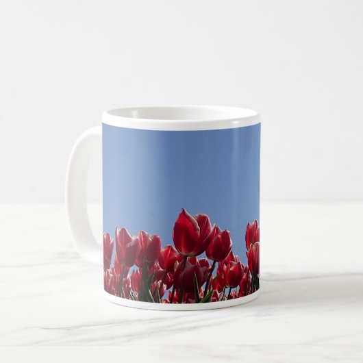 Rot-Weiß-Tulips-Feld Panorama-Tasse Kaffee Kaffeetasse (Vorderseite Links)