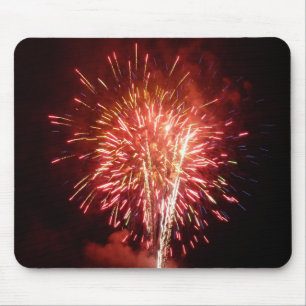 Rot, Weiß und Blau Feuerwerk II Patriotisch Mousepad