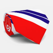 Rot, weiß und blau gestreift krawatte (Gerollt)