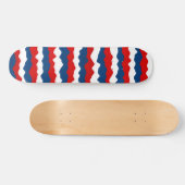Rot, Weiß und Blau-Muster Skateboard (Horizontal)