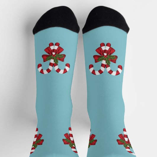 Rot-weiße und hellblaue Süßigkeiten Socken (Oben)