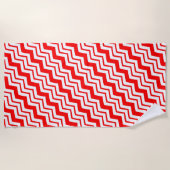 Rot-Weißes Chevron-Zickzack-Musterdesign  Strandtuch (Vorderseite)