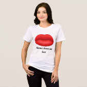 Rot wie Mamas-Liebe Tri-Blend Shirt (Vorderseite voll)