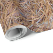 Rotbraune Kiefernstrohnadeln Foto Geschenkpapier (Rolleneckpunkt)