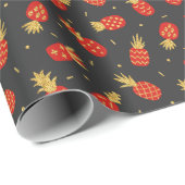 Rote Ananas, Glitter, schwarzer Hintergrund. Geschenkpapier (Rolleneckpunkt)