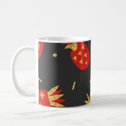 Rote Ananas, Glitter, schwarzer Hintergrund. Kaffeetasse (Links)