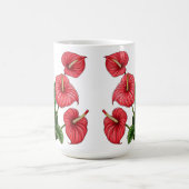 Rote Anthurienblüten mit grünen Blättern Kaffeetasse (Mittel)