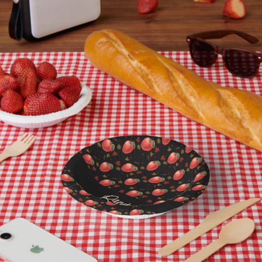 Rote Äpfel und Blätter auf schwarz Pappteller (Picknick)