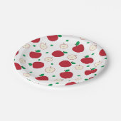 Rote Äpfel und halbierte Äpfel Pappteller (Schrägansicht)