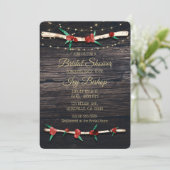 Rote Berries Branchen & Lichter Rustikales Brautpa Einladung (Stehend Vorderseite)