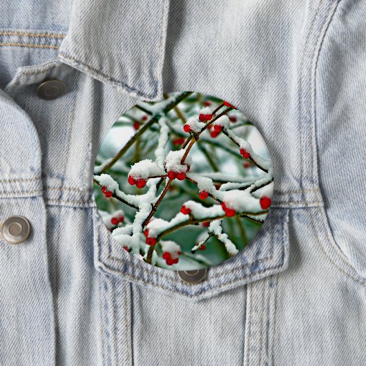 Rote Berries im Schnee (2025) Button (Beispiel)
