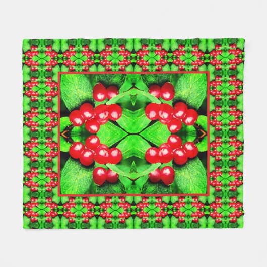 Rote Berries mit Raindrops Abstraktes Naturemuster Fleecedecke (Vorderseite (Horizontal))