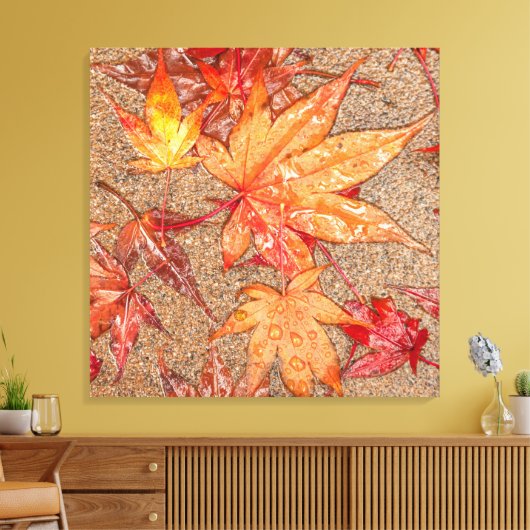 Rote Blätter im Regen Leinwanddruck (Insitu (Wohnzimmer))