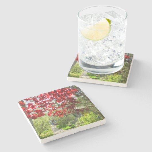 Rote Blätter und Walkway - Martha's Vineyard Steinuntersetzer (Seitenansicht)