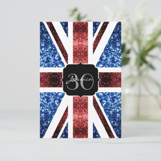 Rote blaue Glitzern Monogram Einladung (Stehend Vorderseite)