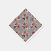 Rote Blume auf grau Serviette (Ecke)