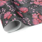 Rote Blume auf schwarz-grauem Hintergrund. Geschenkpapier (Rolleneckpunkt)