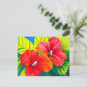 Rote Blume aus hawaiianischem Hibiskus mit grünen  Postkarte (Stehend Vorderseite)