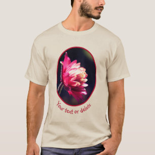 Rote Blume bei Sonnenlicht Personalisiert T-Shirt