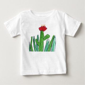 Rote Blume im Gras Baby T-shirt