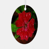 Rote Blume mit Raindrops-Foto Ornament Aus Metall (Vorderseite Rechts)