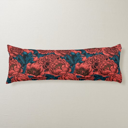 Rote Blume und Motten Seitenschläferkissen (Vorderseite)